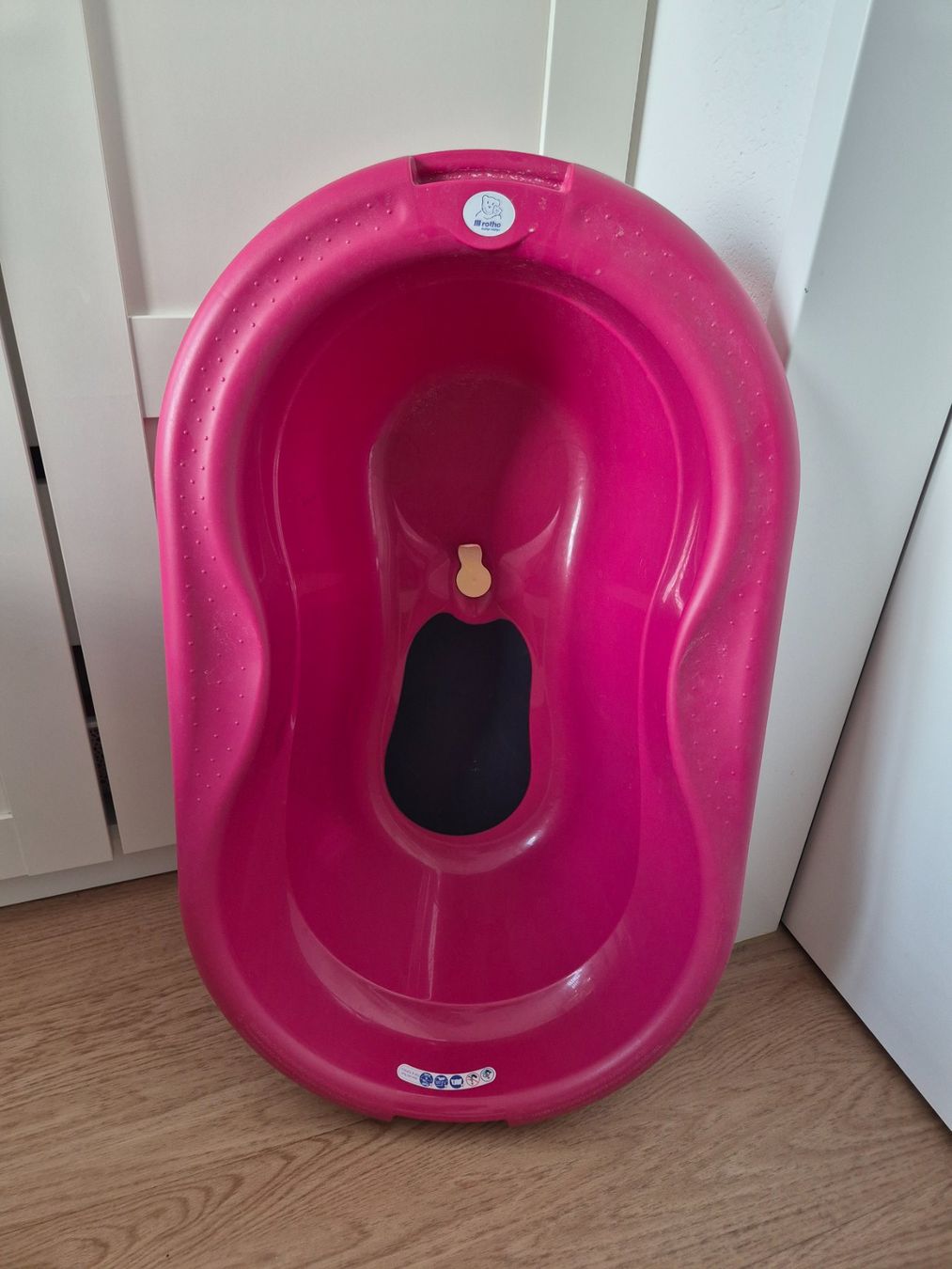 Rotho Vasche da bagno: Rotho Baby-Badewanne pink – Usato da Aarburg venduto da i_c6r8