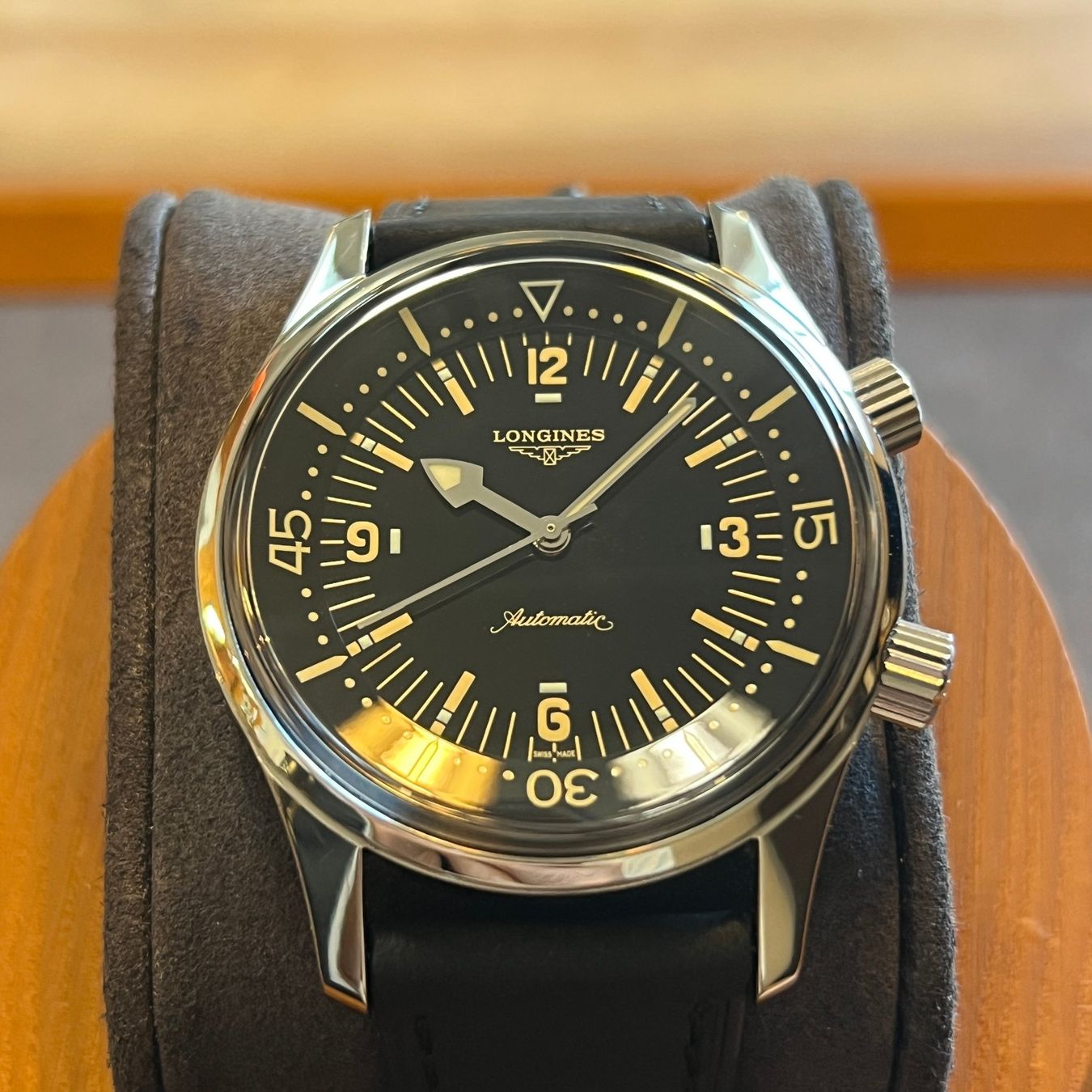 Longines Orologi: Longines Legend Diver Automatic Black Dial L3.674.4 – Usato da Carouge GE venduto da Watchaser