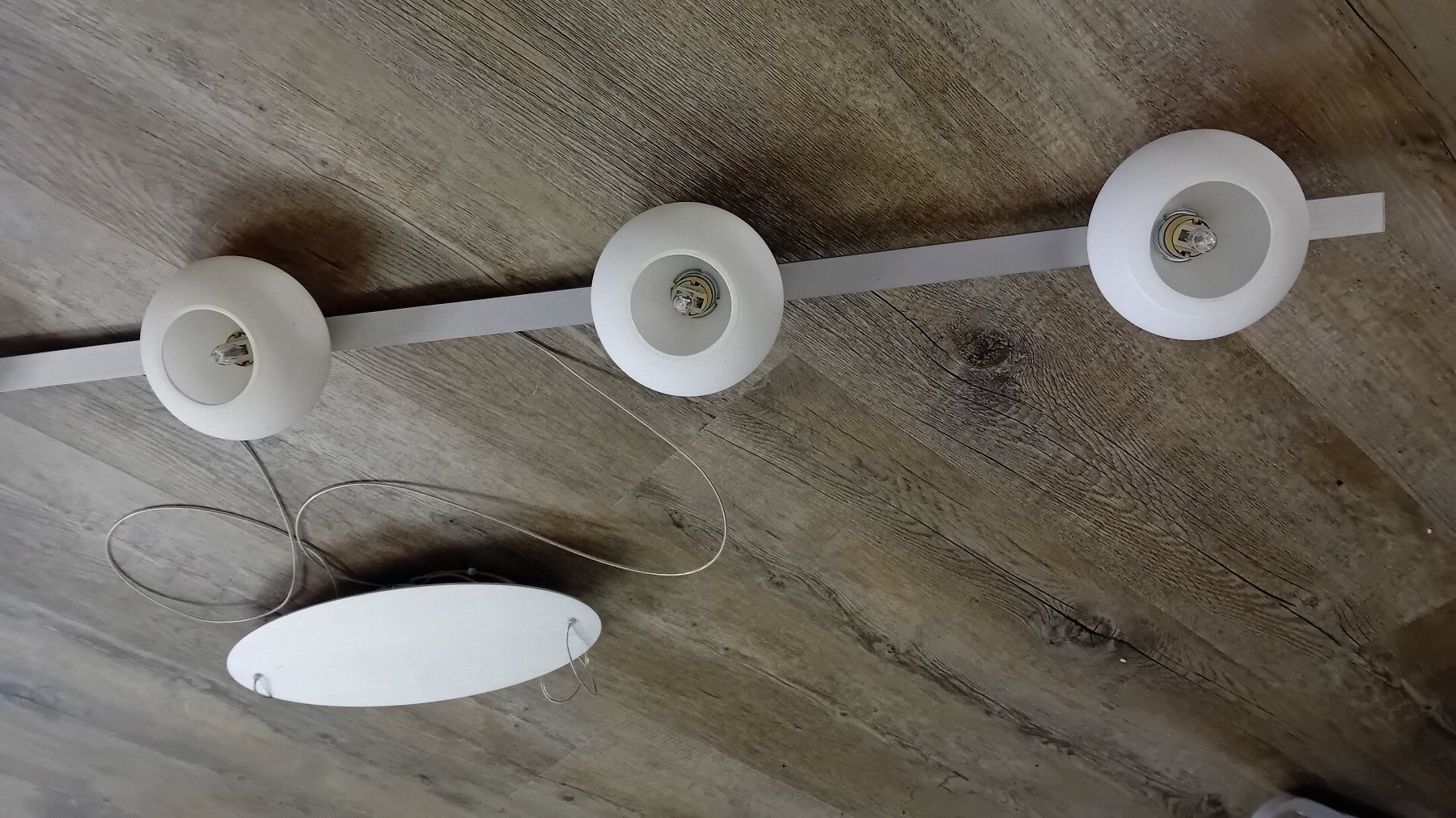 Kronleuchter & Deckenlampen: Esstisch-Lampe, Hängeleuchte LED – Gebraucht aus Hagneck von Excite3 2