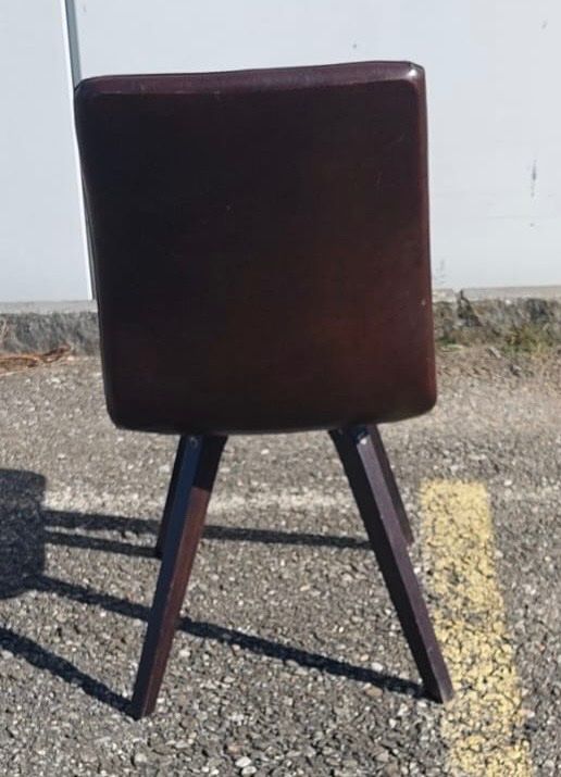 Stühle: Stuhl Gastro Holz "Leder"-720 – Gebraucht aus Recherswil von paulchen09 2