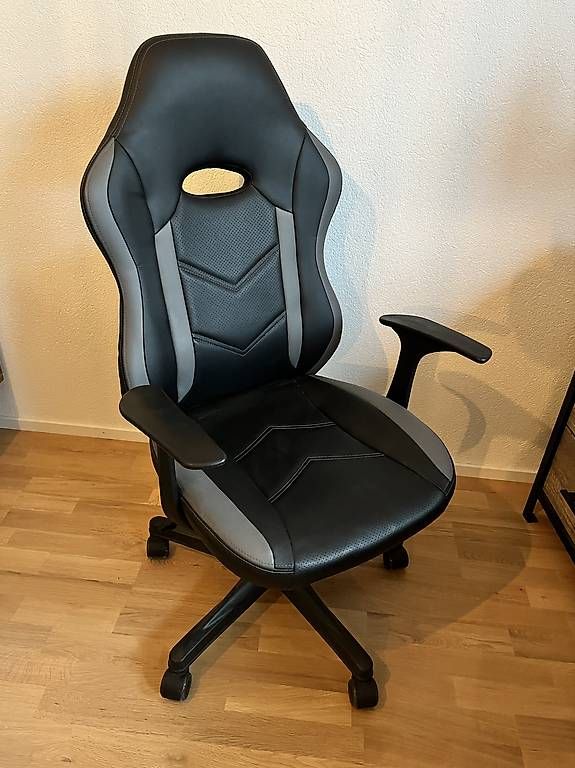 Chaises: Bürostuhl – D'occasion à Bassersdorf par Anp7902 1