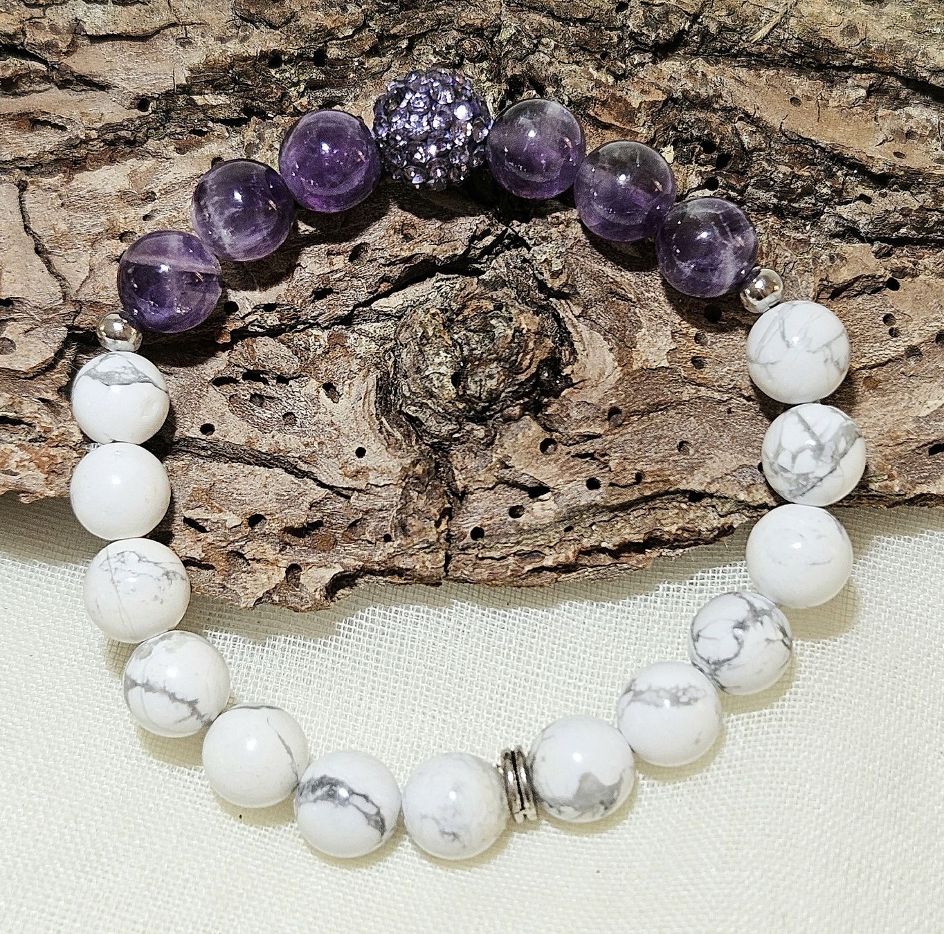 Bracciali & Braccialetti: Howlith-Lila Perlen Armk. - Spendenaktion – Nuovo (secondo la descrizione) da Unterkulm venduto da Nachtigall 5
