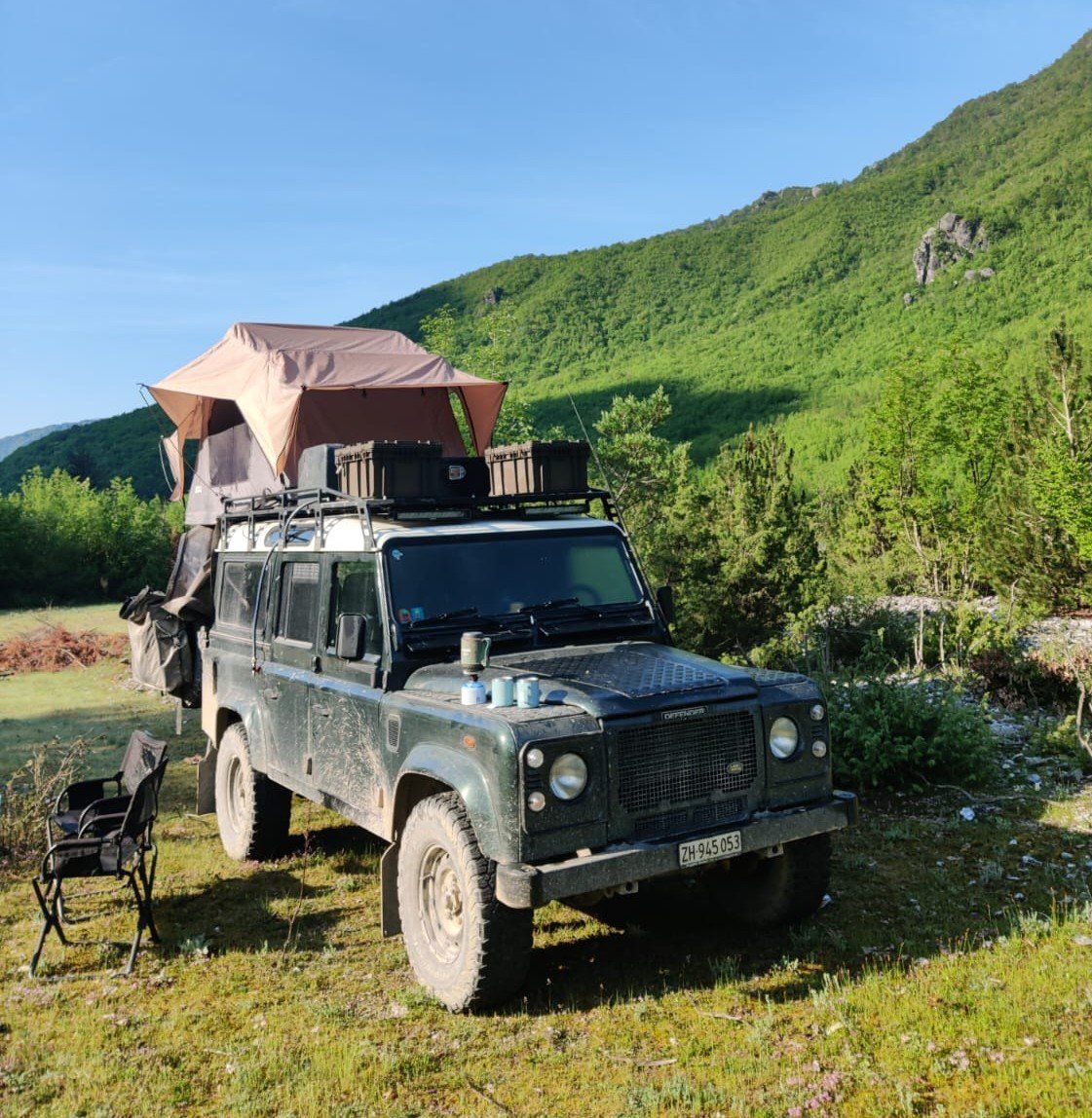 Land Rover Automobili: Land Rover Defender TD5 Overlander – Usato da Horgen venduto da noa_2dsd 1