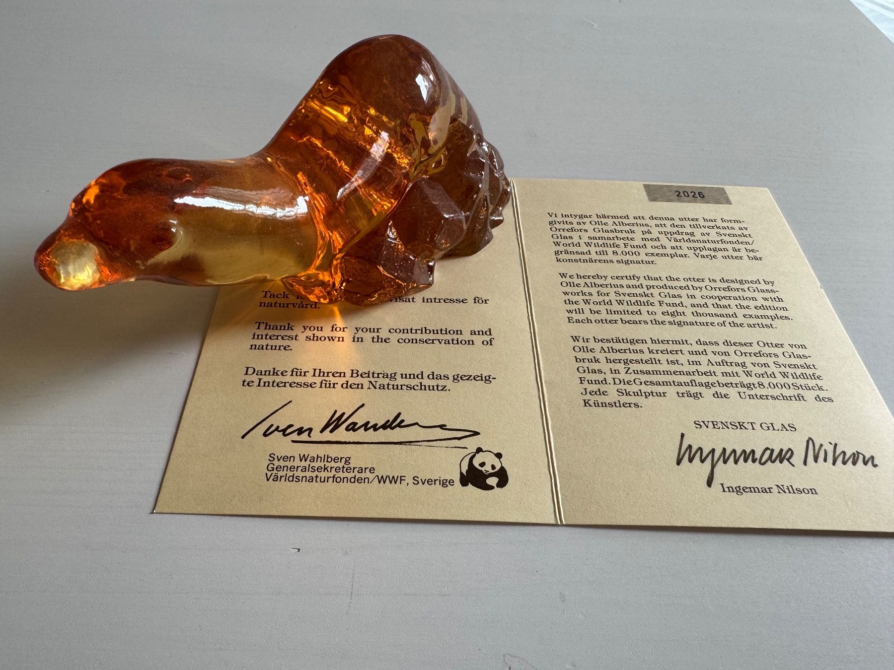 Kosta Boda Statuette: Otter WWF Nr. 2026 – Usato da golaten venduto da Hubas