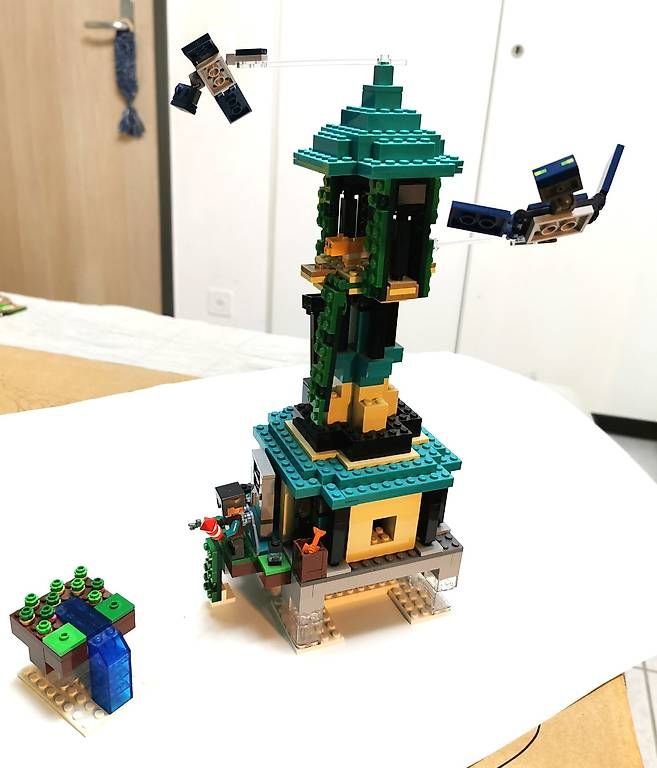 Lego Baukästen: Lego Minecraft 21173 – Gebraucht aus Golino von emi_6l62