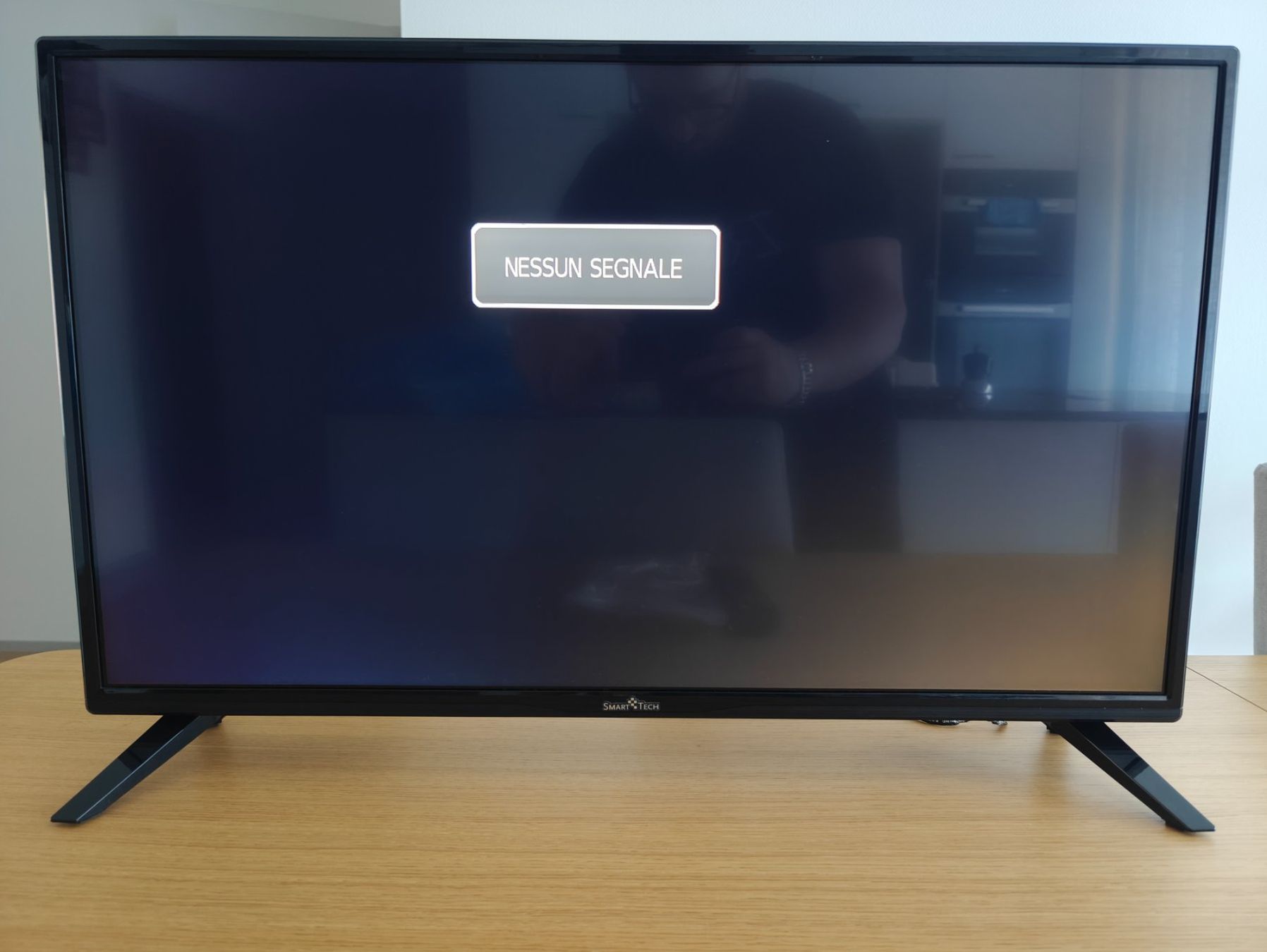 Fernseher: TV SmartTech 32'' – Gebraucht aus Adliswil von pasquale1995
