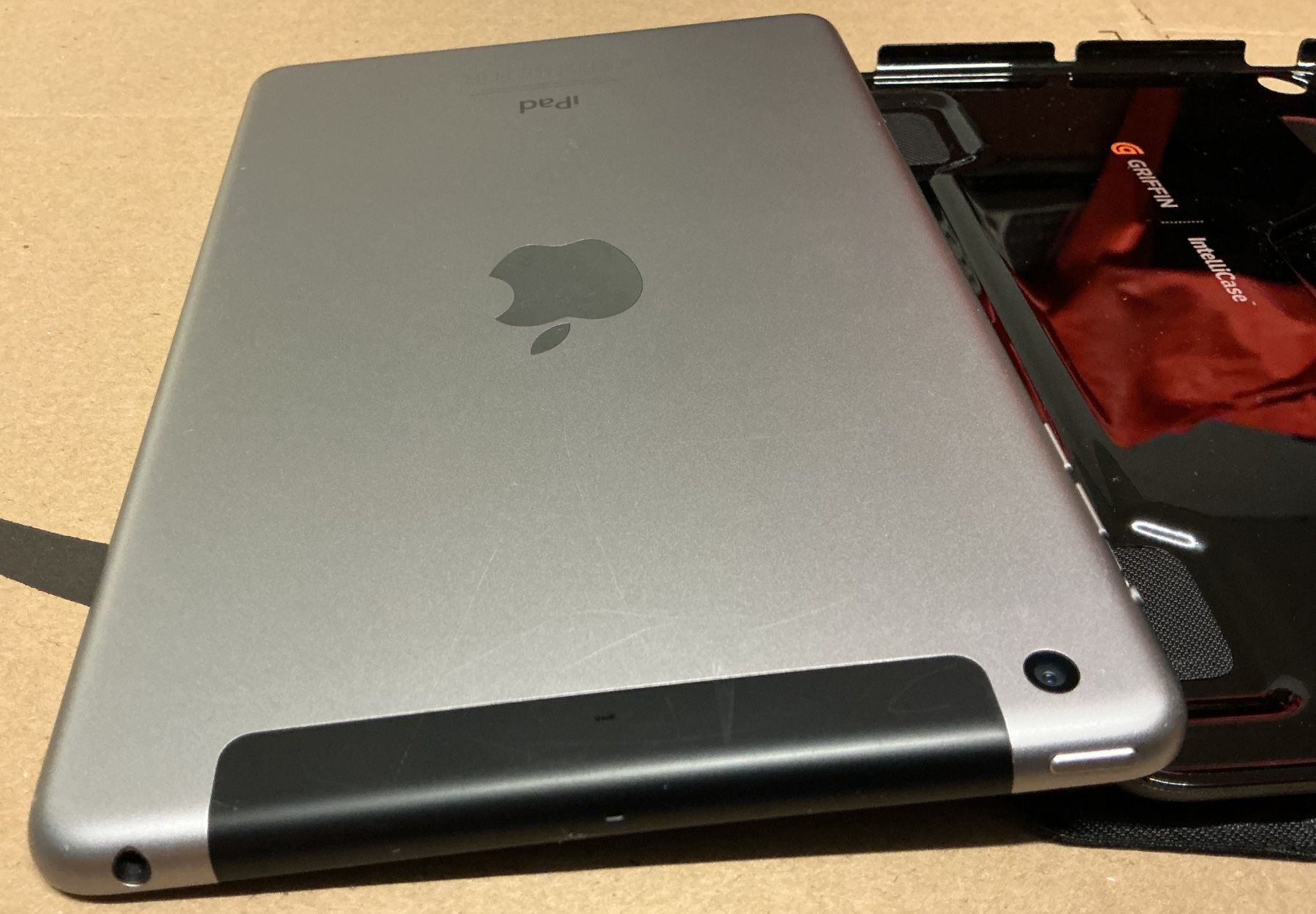 Apple Tablet PC: Apple-iPad-Mini3-64GB-mit Cellular sim SLOT – Gebraucht aus Au SG von HBswiss 2