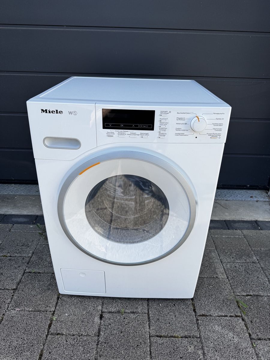 Miele Lavatrici: Miele Waschmaschine W1 – Usato da Arlesheim venduto da VD.HG