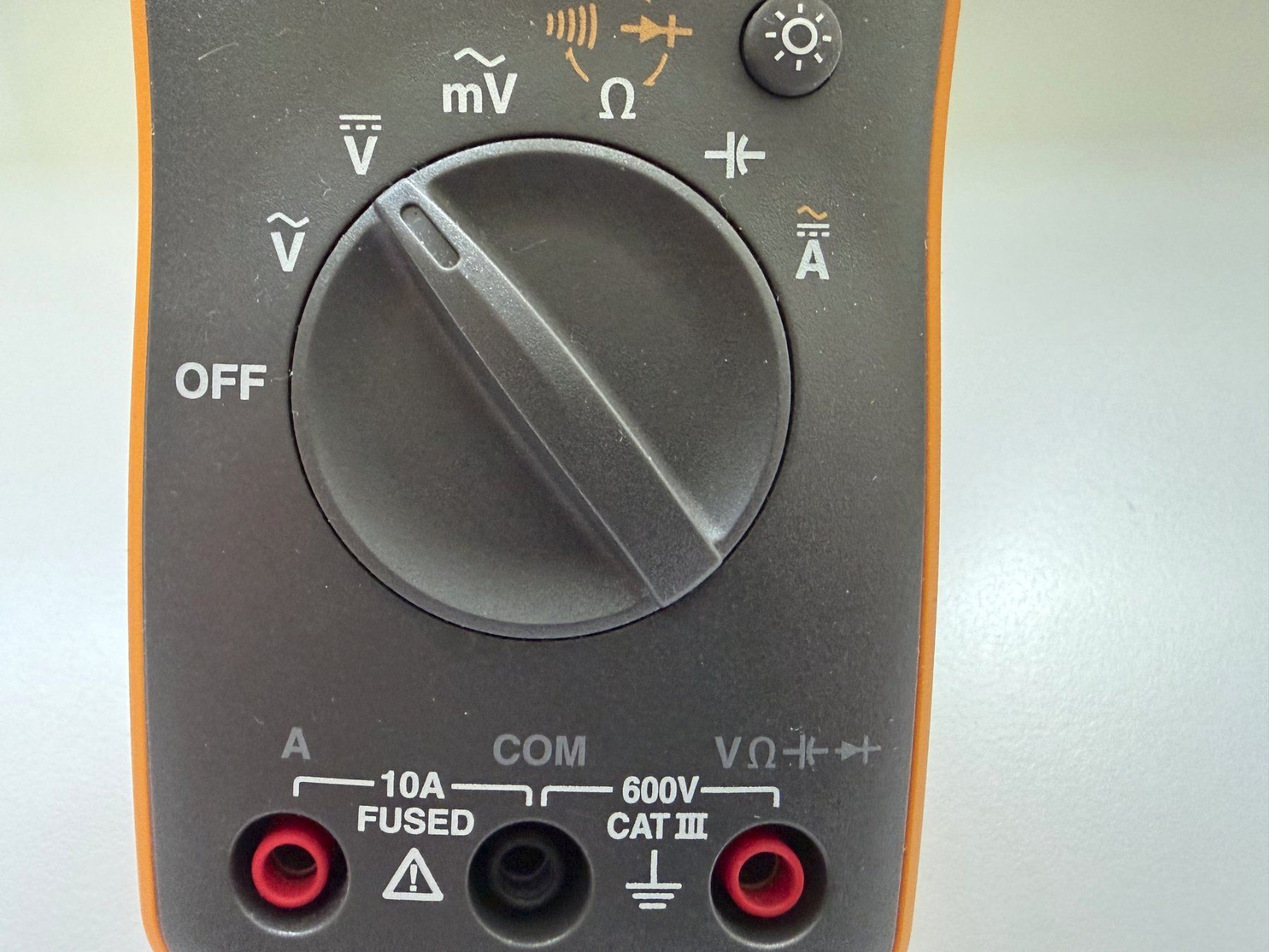 Fluke Misurare: Fluke 107 kompaktes Multimeter – Usato da Langnau am Albis venduto da Danig0 2