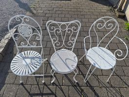 Gartensitzgruppe weiss Metall 3 Stühle gebraucht