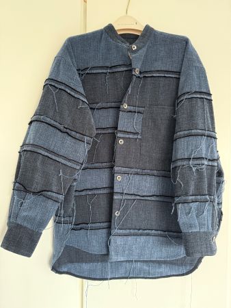 ODEEH  BLUSENJACKE  Blautöne und Fransen / Grösse 36
