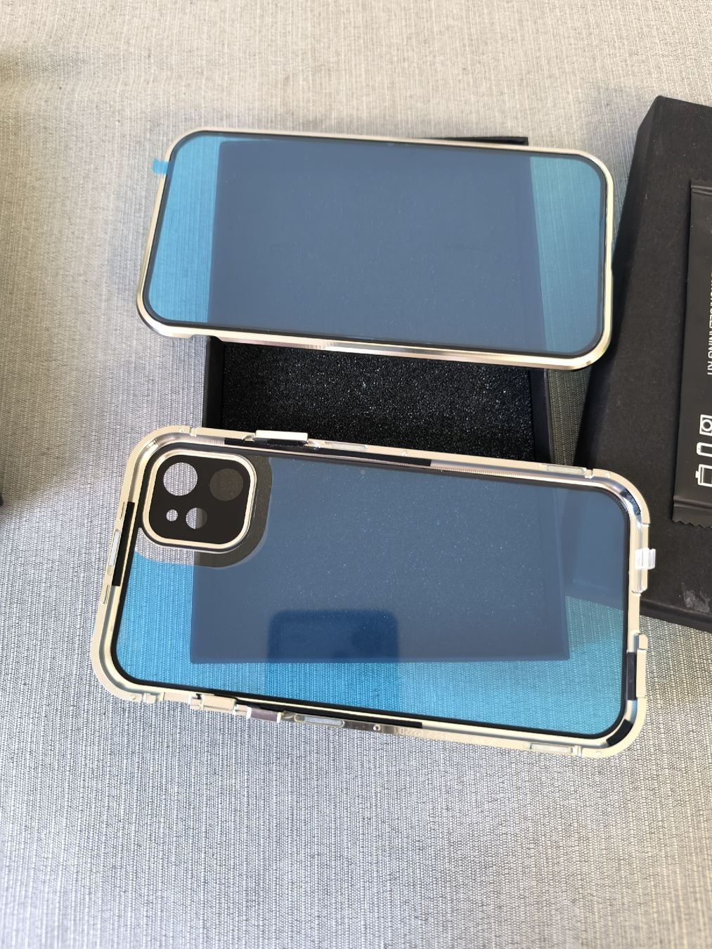 Cover & Protezioni schermo: Coque de protection pour iPhone 11 - neuve! – Nuovo e nell'imballaggio originale da La Chaux-de-Fonds venduto da lolmaker1007 1