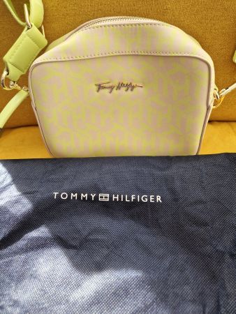 Sac Tommy Hilfiger Edition Limitée - État Excellent!