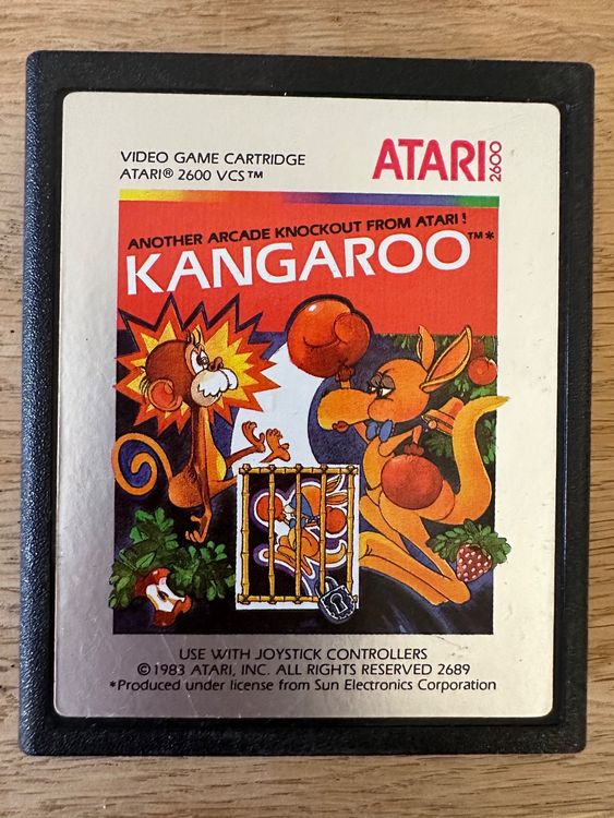 Jeu Atari 2600 Kangaroo Complet Boîte PAL - État Correct - Collection Rétro
