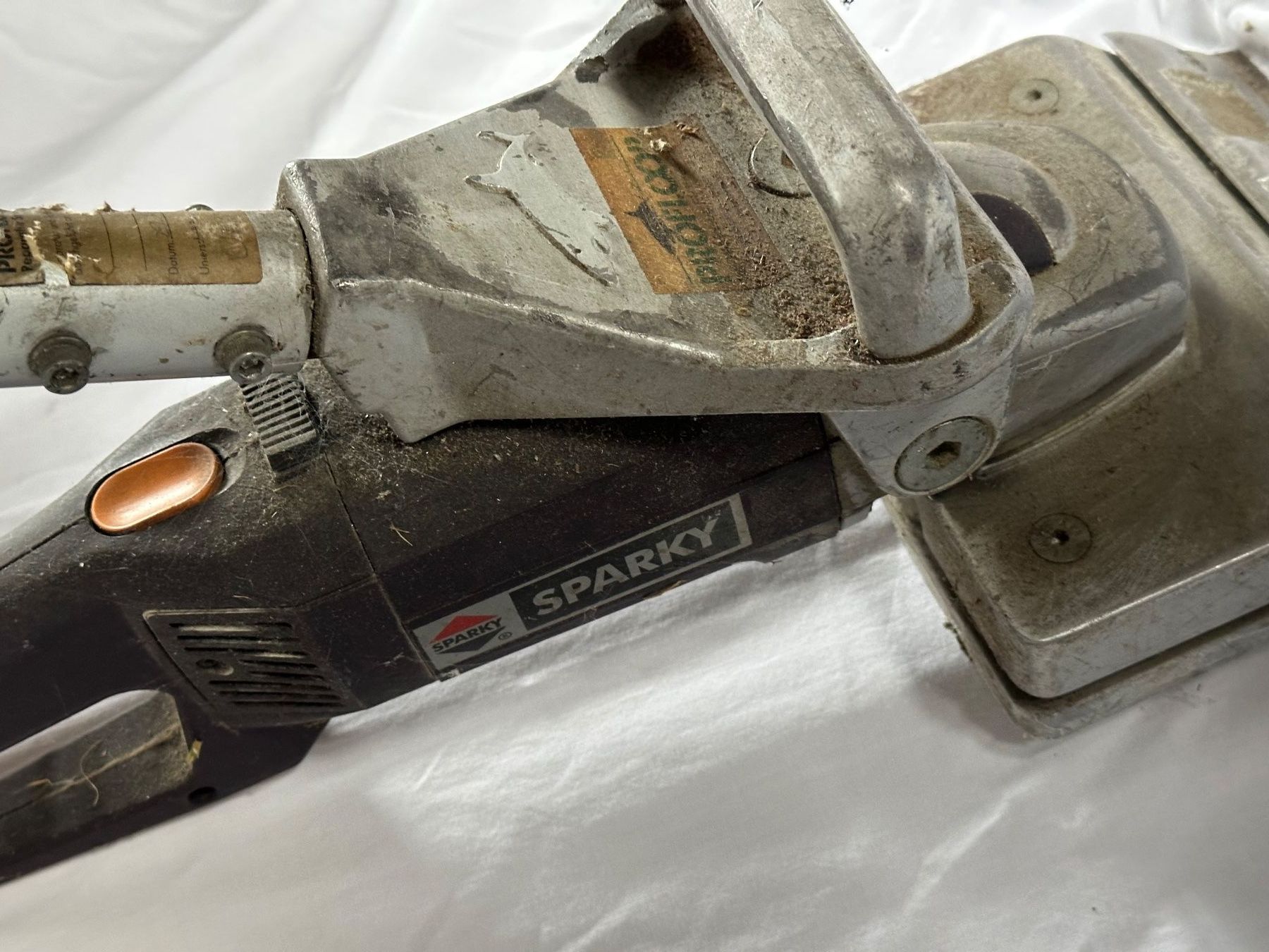 Tutte le macchine: Teppichstripper – Usato da Unteriberg venduto da Ostuni0 1