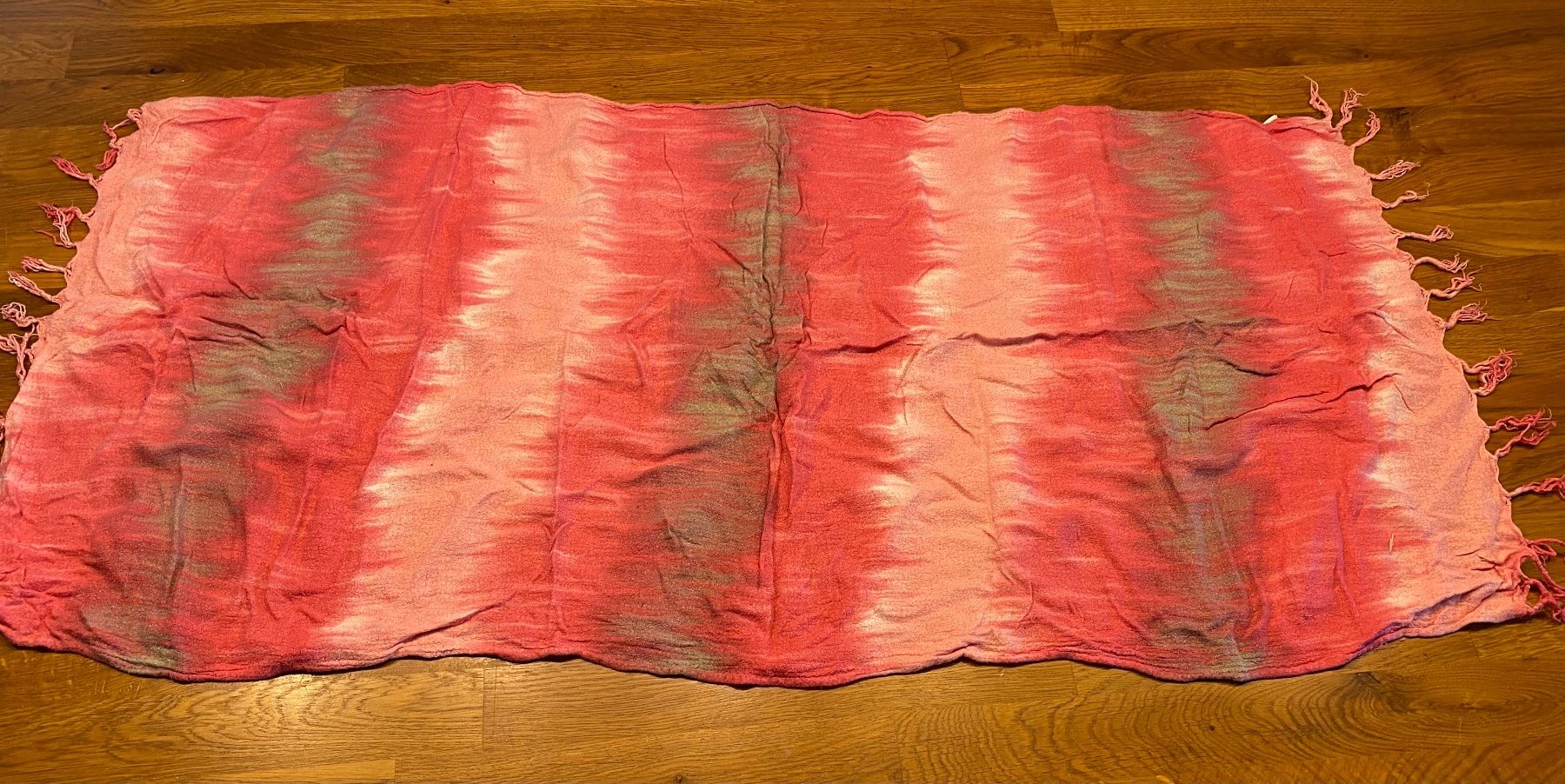 Foulard & Sciarpe: DAMENSCHAL ROSA – Usato da Sarmenstorf venduto da Froeschli81