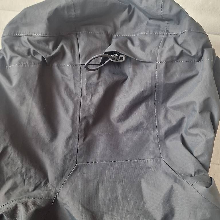 Jacken: Patagonia Torrentshell 3L Rain Jacket  Gr. L – Gebraucht aus Beinwil am See von hei_v2s7