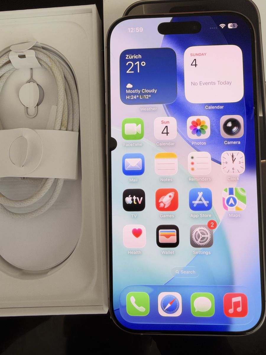 Apple Portables: Apple iPhone 16 pro, 256GB, with Box – D'occasion à St. Margrethen SG par mus_96zz 2