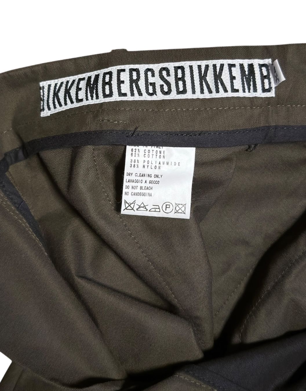 Pantaloni: Bikkembergs Multi Pocket Pants – Usato da Thierachern venduto da n.webl 7