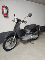 Honda SGX SKY 50 targa gialla 