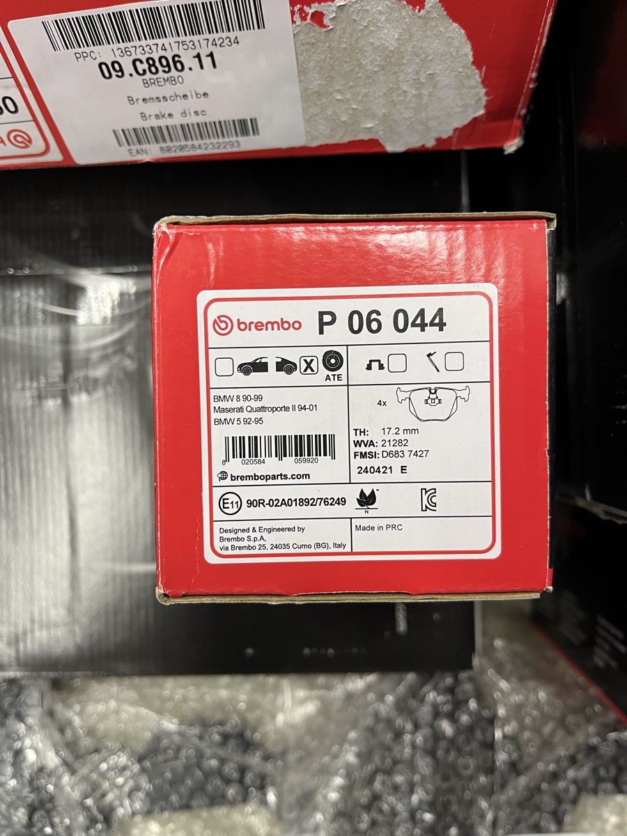 Brembo Alle Autoersatzteile: Satz Brembo Bremsen OVP BMW e53 X5 – Neu und originalverpackt aus Greppen von Slik21 3