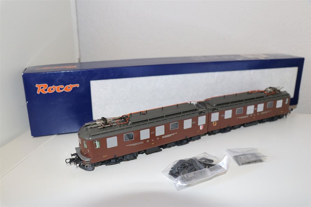 Roco H0 - 43710 - Locomotive électrique - Ae 6/8 '208' - BLS