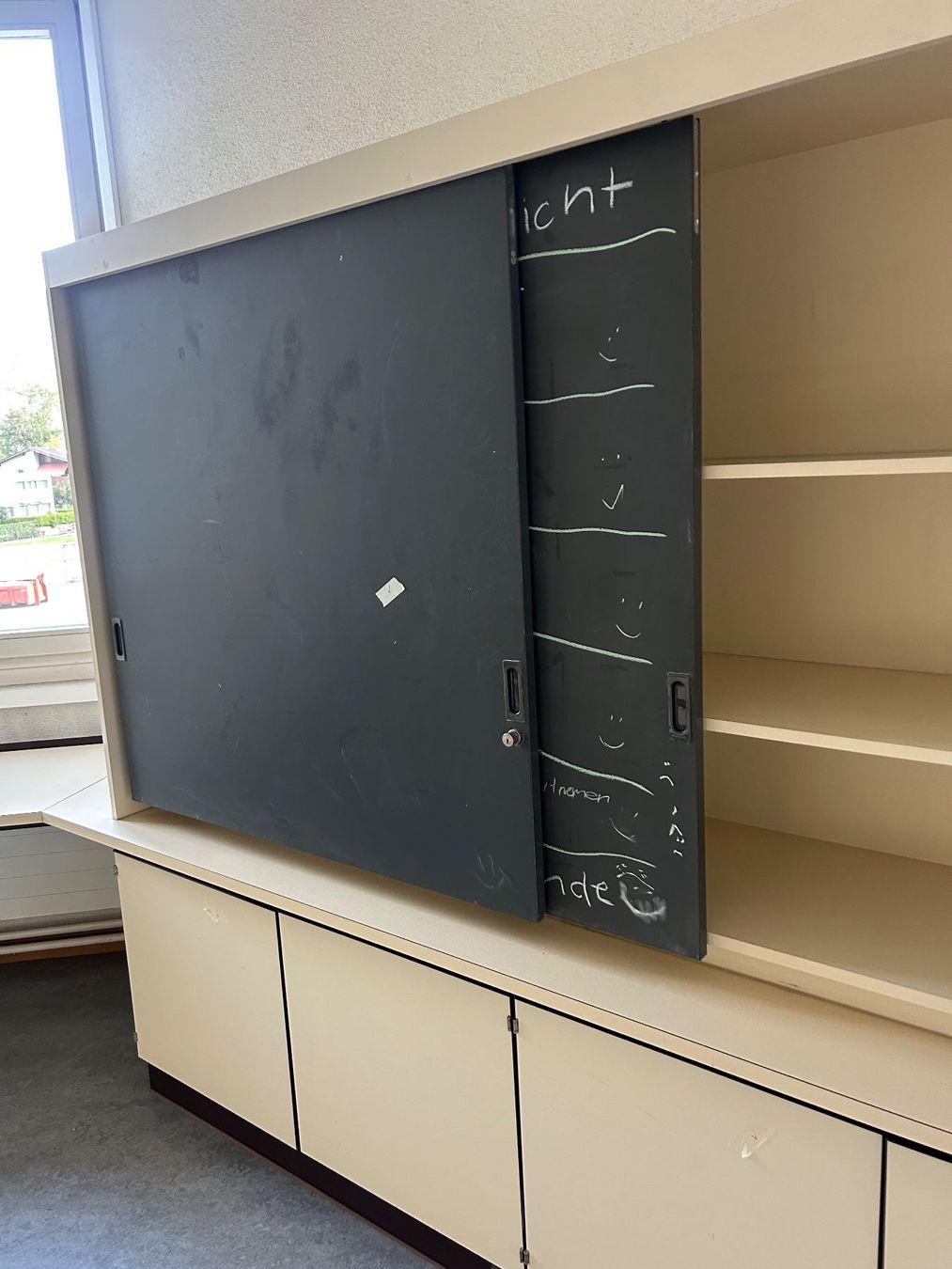 Wandtafeln: Wandtafel   6 Stk – Gebraucht aus Stans von Benzen 2