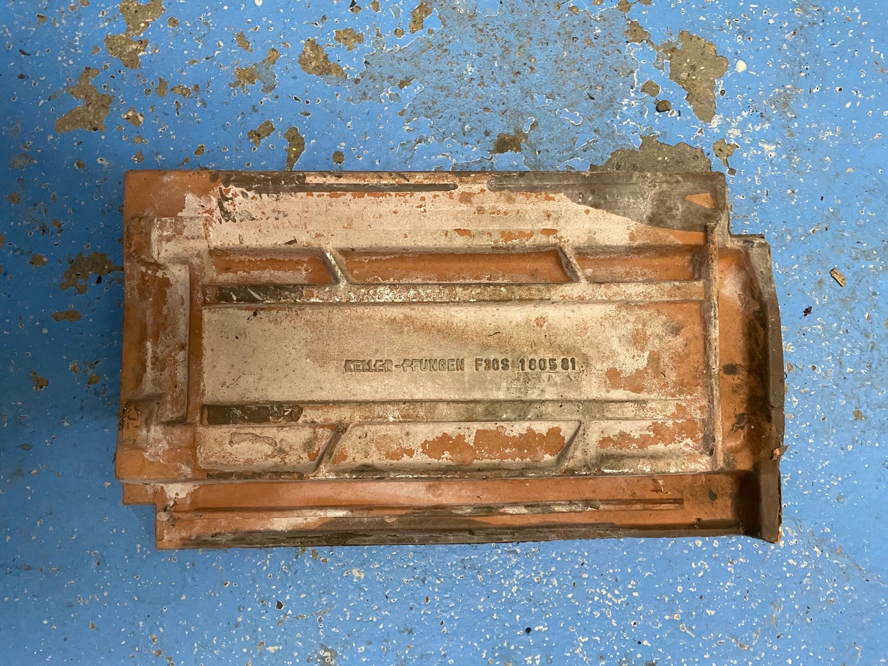 Pietre & tegole: Dachziegel – Usato da winterthur venduto da Jackbaur 1