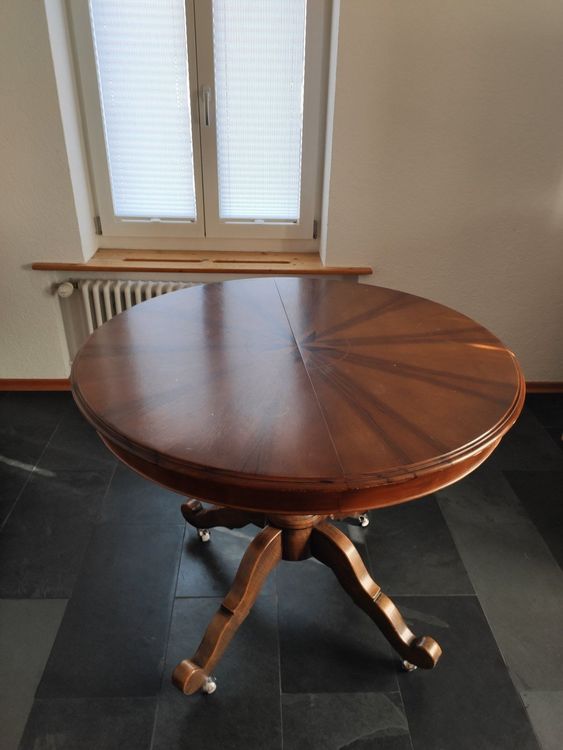 Runder antiker Tisch, ausziehbar (D'occasion) à Dürnten pour CHF 250 ...