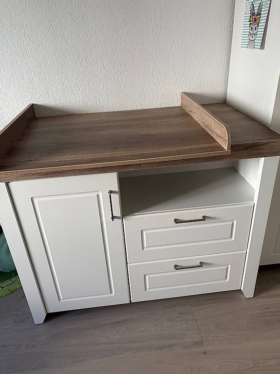 Fasciatoi & Accessori: Wickelkommode mit abnehmbaren Aufsatz – Usato da Neerach venduto da Softeis_83