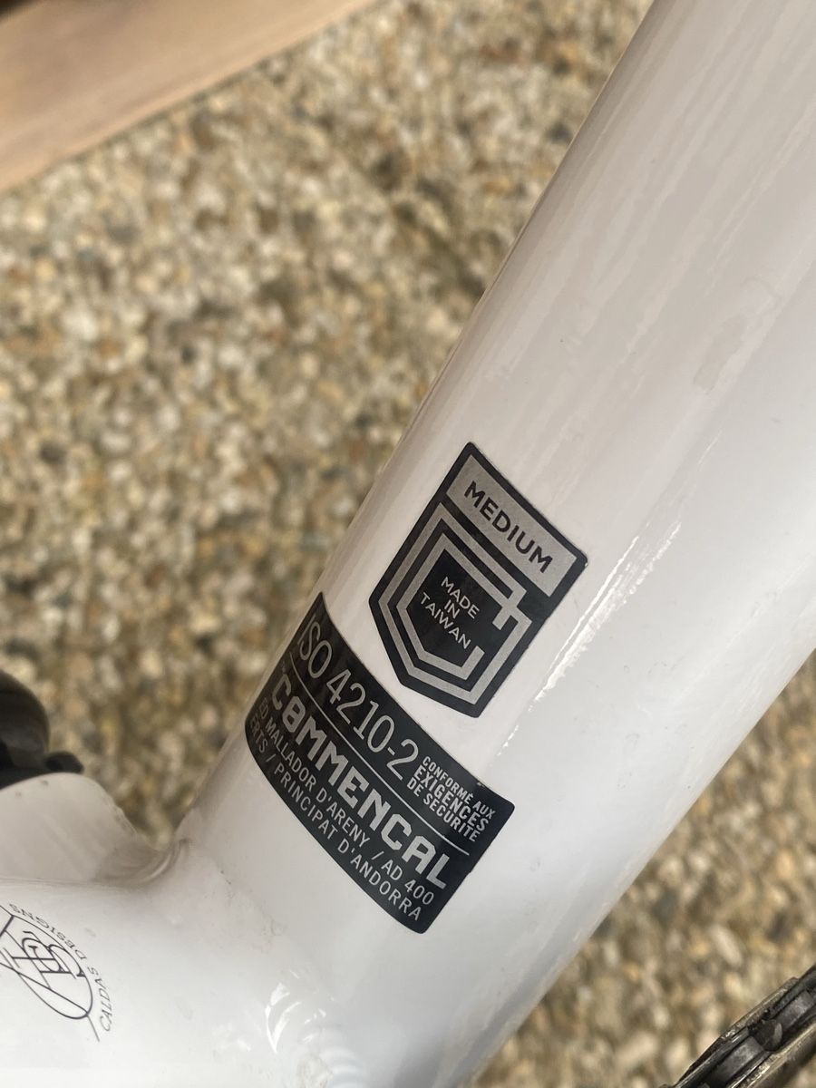 Commencal Velos: Gravel Commencal édition Signature – Neu (gemäss Beschreibung) aus Montherod von wil_hyq5 9