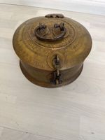 Messingdose rund antik mit Gravur 20 cm Durchmesser