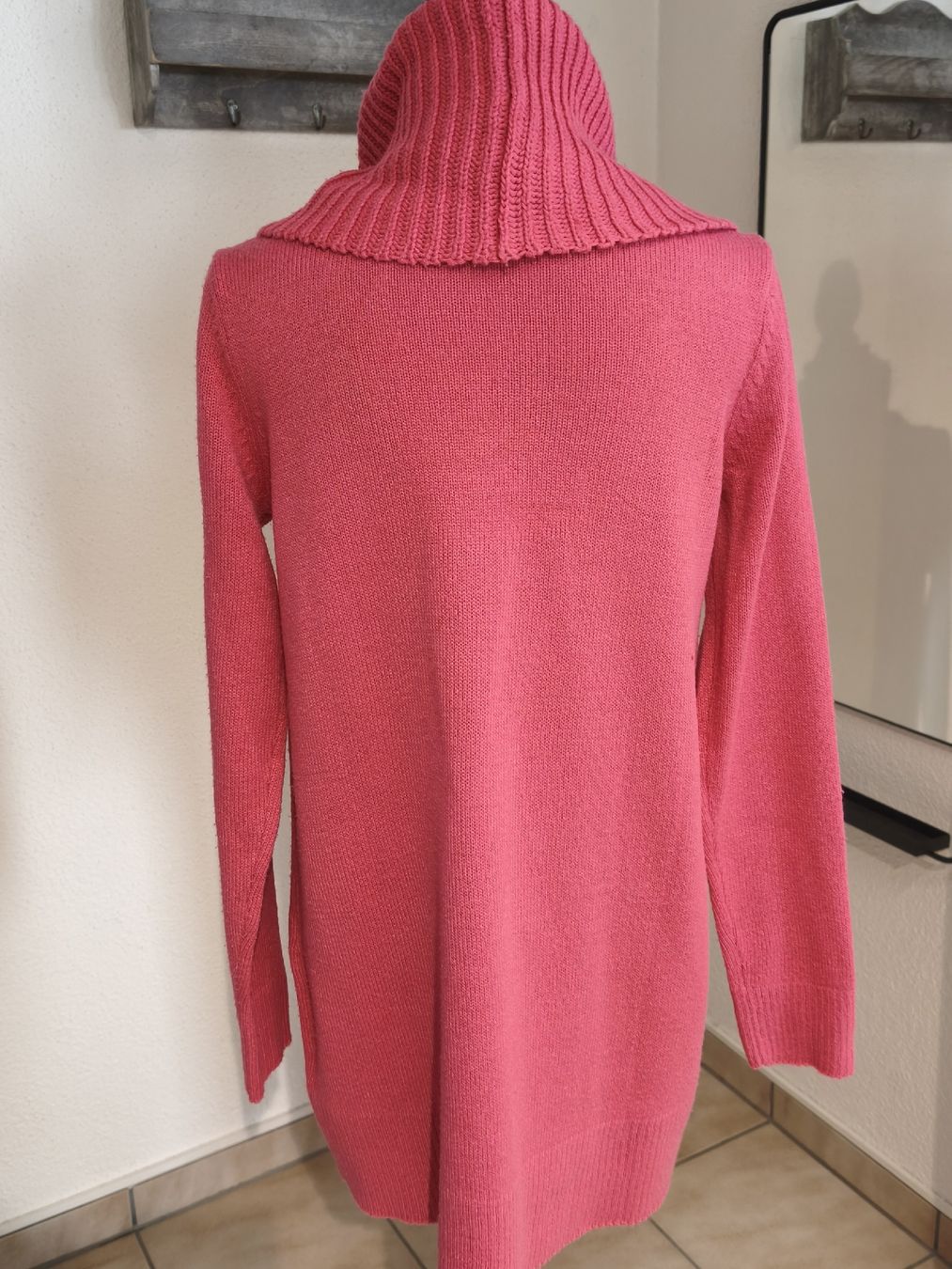 H&M Maglioni & Felpe: H&M Rollkragen Pullover pink Grösse M – Usato da Emmetten venduto da SecondhandSiska 2
