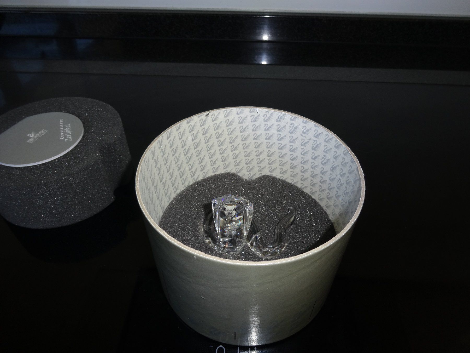 Swarovski Statuette: Swarovski Copra mit Certificat – Usato da Neerach venduto da jenny062 2