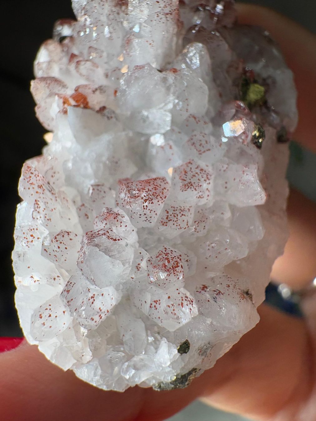 Minerali & Pietre curative: Pyrit auf rotem Quarz-Cluster – Nuovo e nell'imballaggio originale da Neuheim venduto da m.hald 5