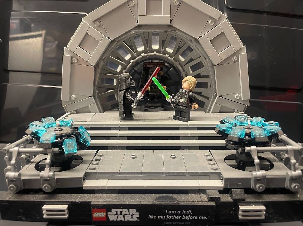 Lego Star Wars Emporer's Throne Room 75352 Diorama (Gebraucht) in Port ...