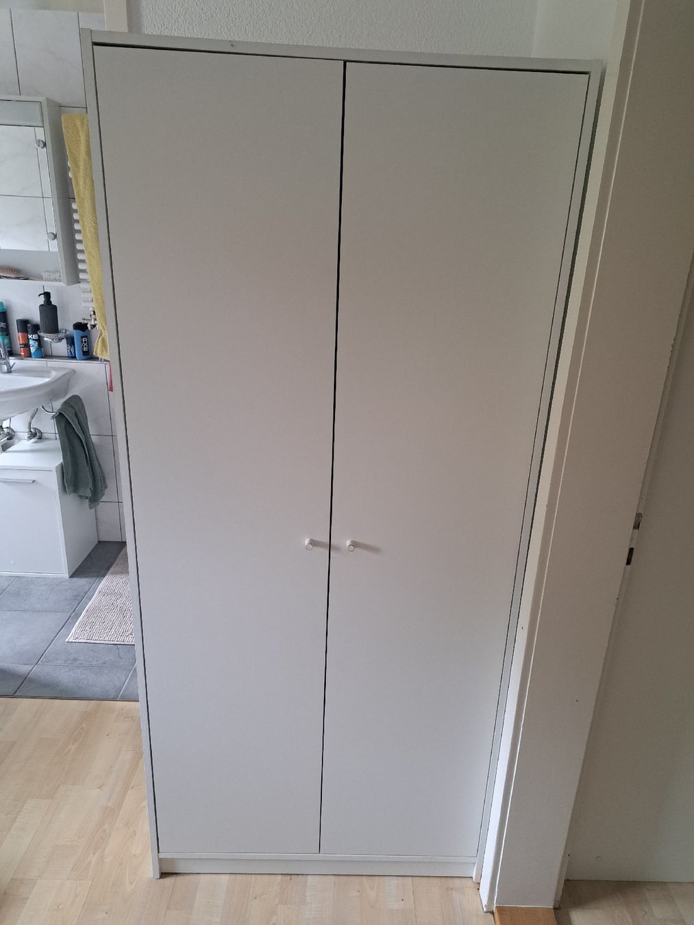 Ikea Schränke: Vorratsschrank Ikea  – Gebraucht aus Flawil von Leandro050700