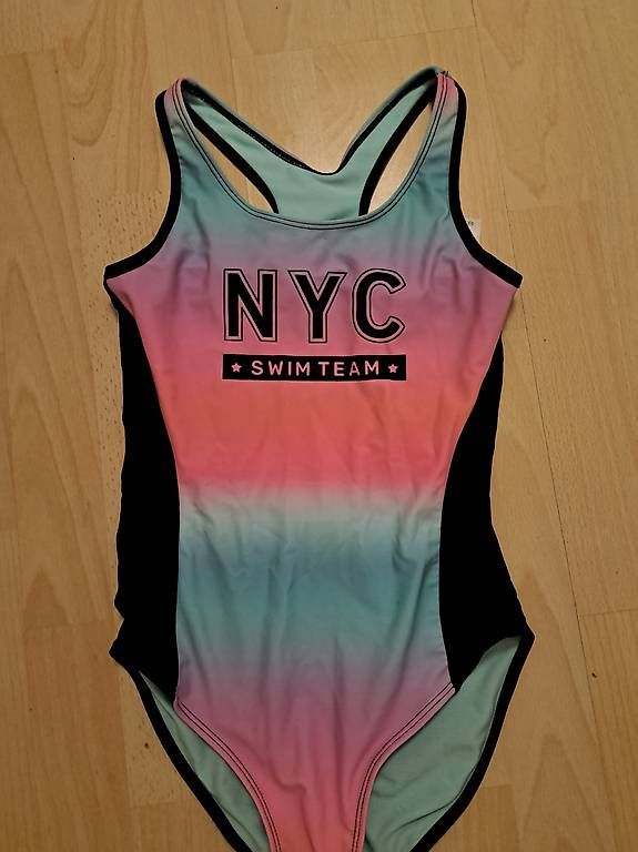 Maillots de bain & Bikinis: NYC Badeanzug  – D'occasion à Dübendorf par dersaurier