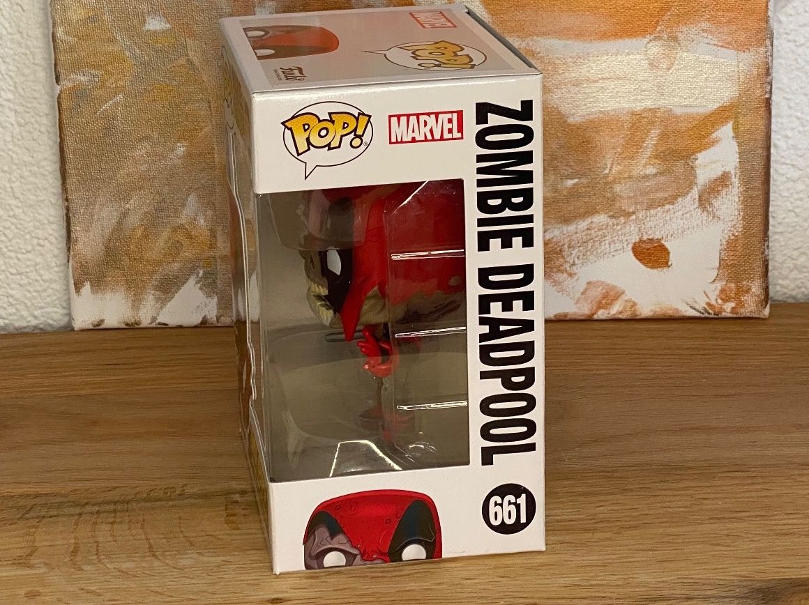 Funko Statuette: Funko Pop - Zombie Deadpool #661 - Marvel – Nuovo e nell'imballaggio originale da Oensingen venduto da CSCollectors 1