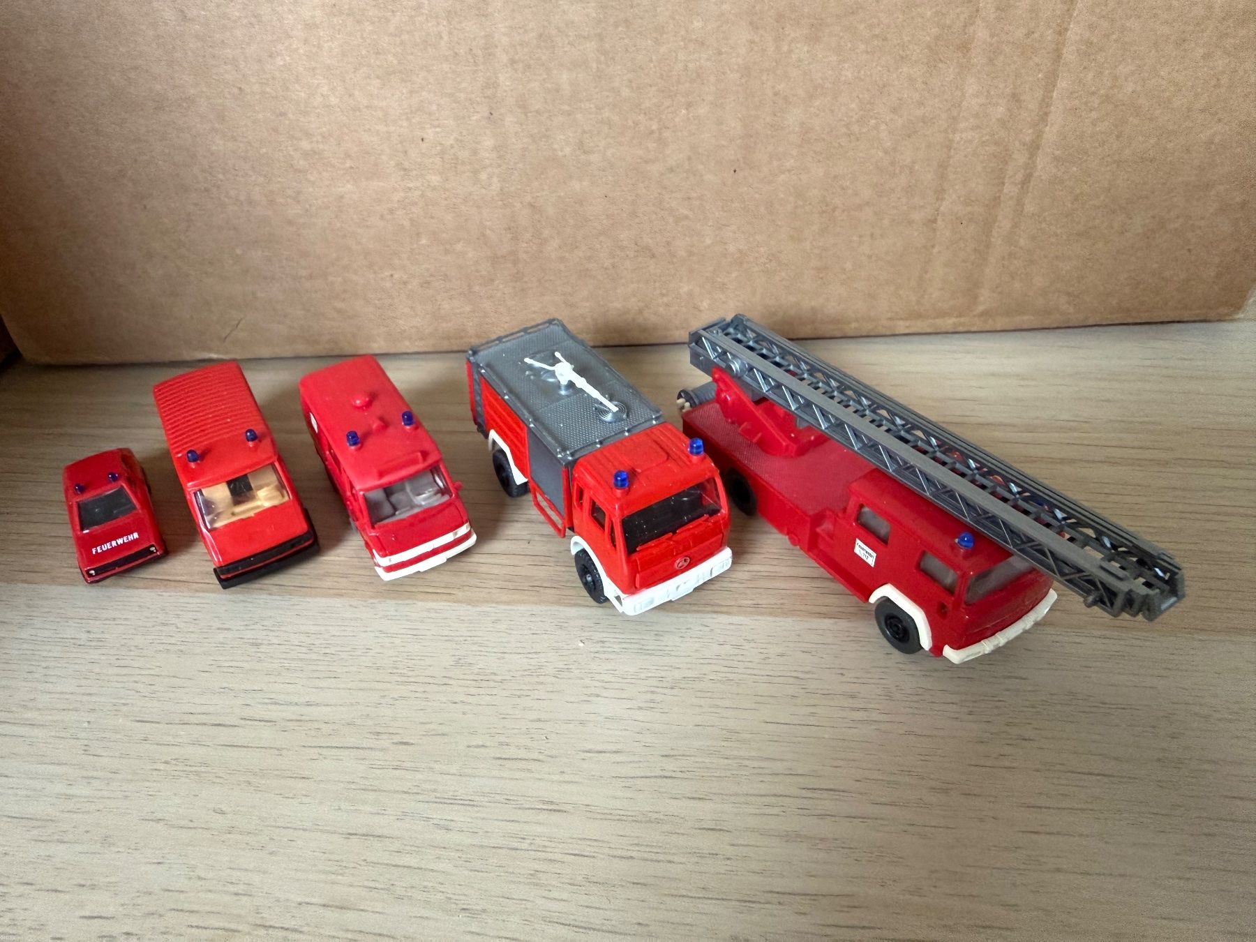 Wiking Kit di modellismo & Modellini statici: Lot 11 modèles pompiers 1/87 – Difettoso da Morrens VD venduto da YannD02