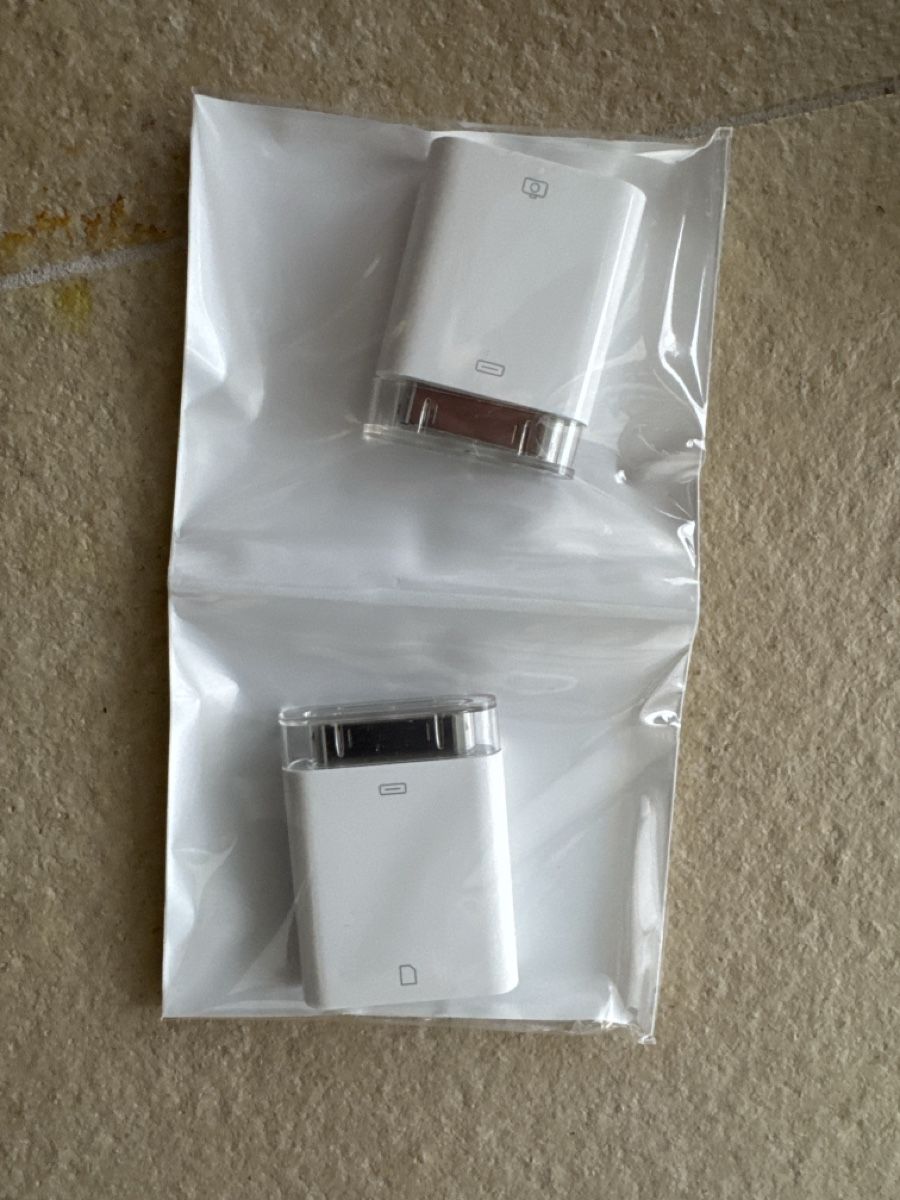 Apple Unità & Adattatore: Original iPad Camera Connection Kit - originalverpackt! – Nuovo e nell'imballaggio originale da Zumikon venduto da 19monica75 2