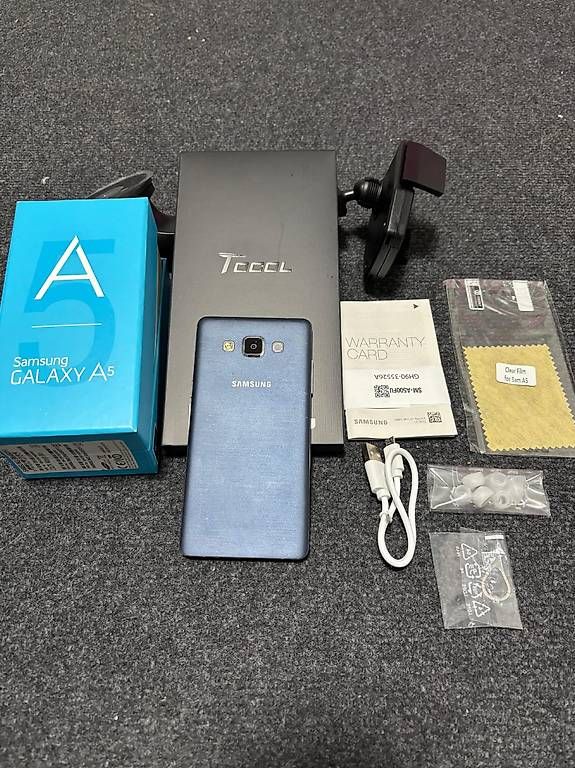 Samsung Telefoni cellulari / Smartphones: Samsung Galaxy A5 - 16GB Set – Usato da Felben-Wellhausen venduto da JuriVonRicardo 2