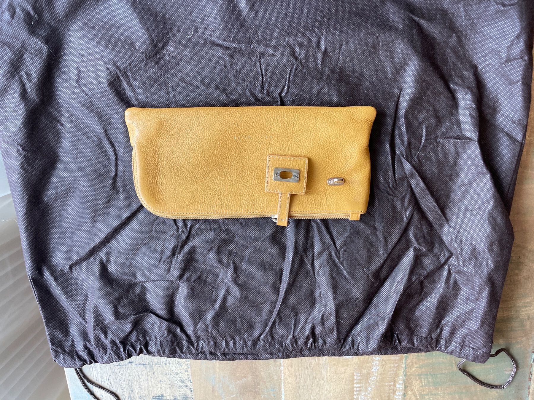 Custodie per cosmetici: Coccinelle trousse de maqillage – Usato da prangins venduto da claquette