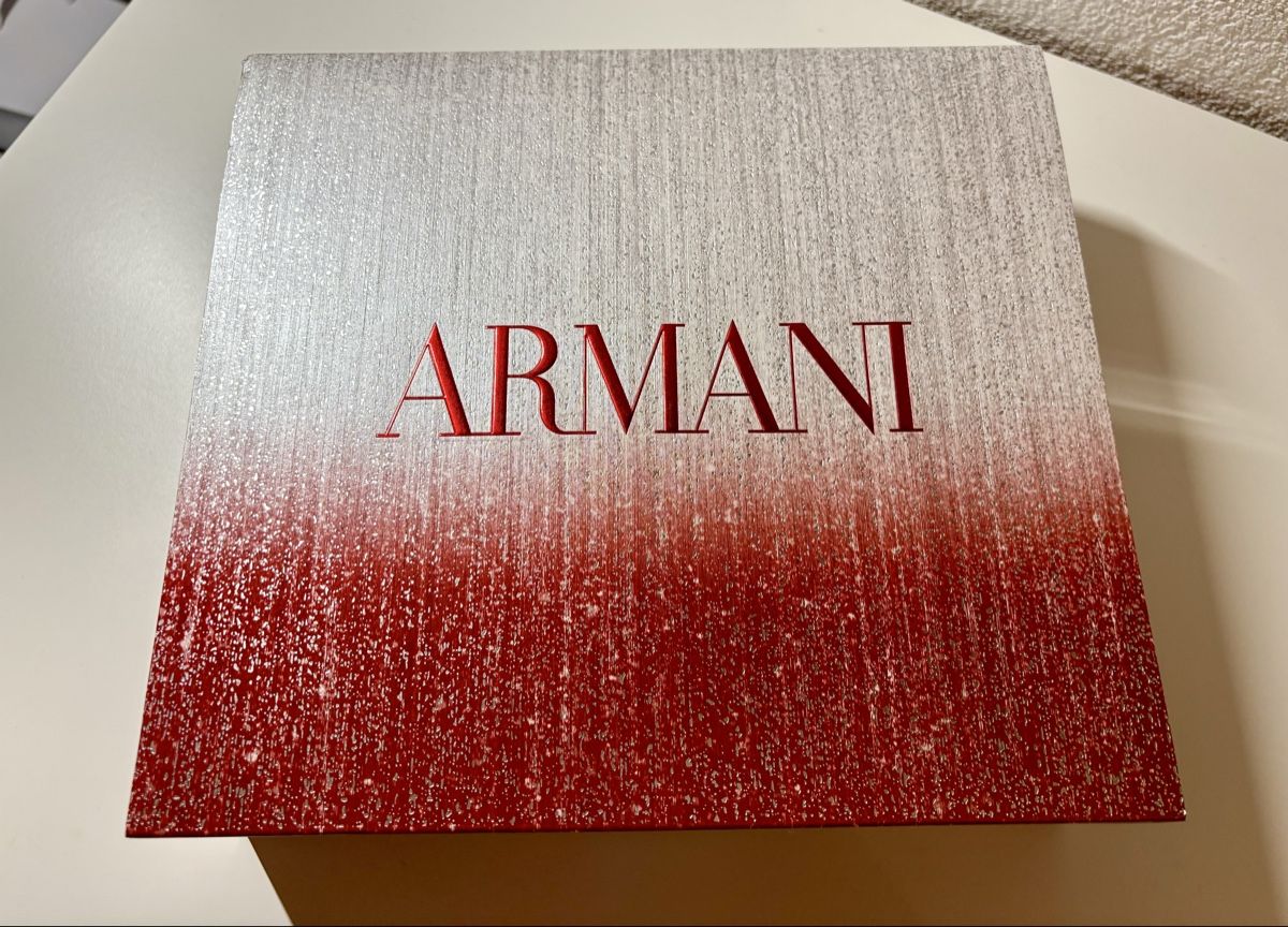 Armani Parfums & Eau de Toilette: Geschenkset Armani – Neuf avec emballage d'origine à Ried-Brig par cla_l7y8 1