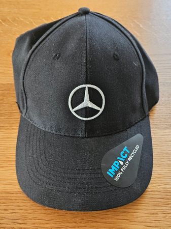 Schwarze Mercedes-Benz Baseball Cap - Neu mit Etikett!