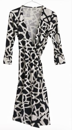 Diane von Furstenberg Silk Wrap  - Size 4
