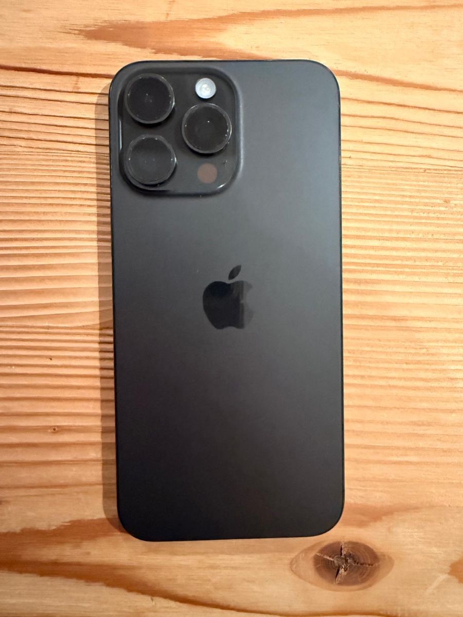 Apple Telefoni cellulari / Smartphones: IPhone 15 pro max 512 GB – Usato da Immensee venduto da basi.marco