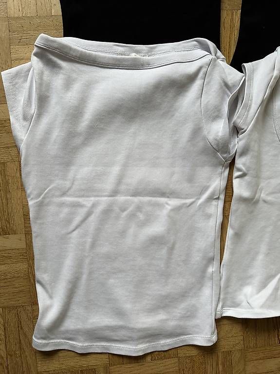 T-Shirts: 4 Basic Zara T-Shirts Gr. M – Gebraucht aus Stäfa von DearDarling 1