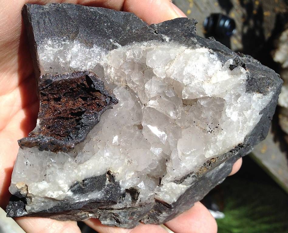 Minerali & Pietre curative: quartz et goethite, congo – Usato da Vevey venduto da zabounetta