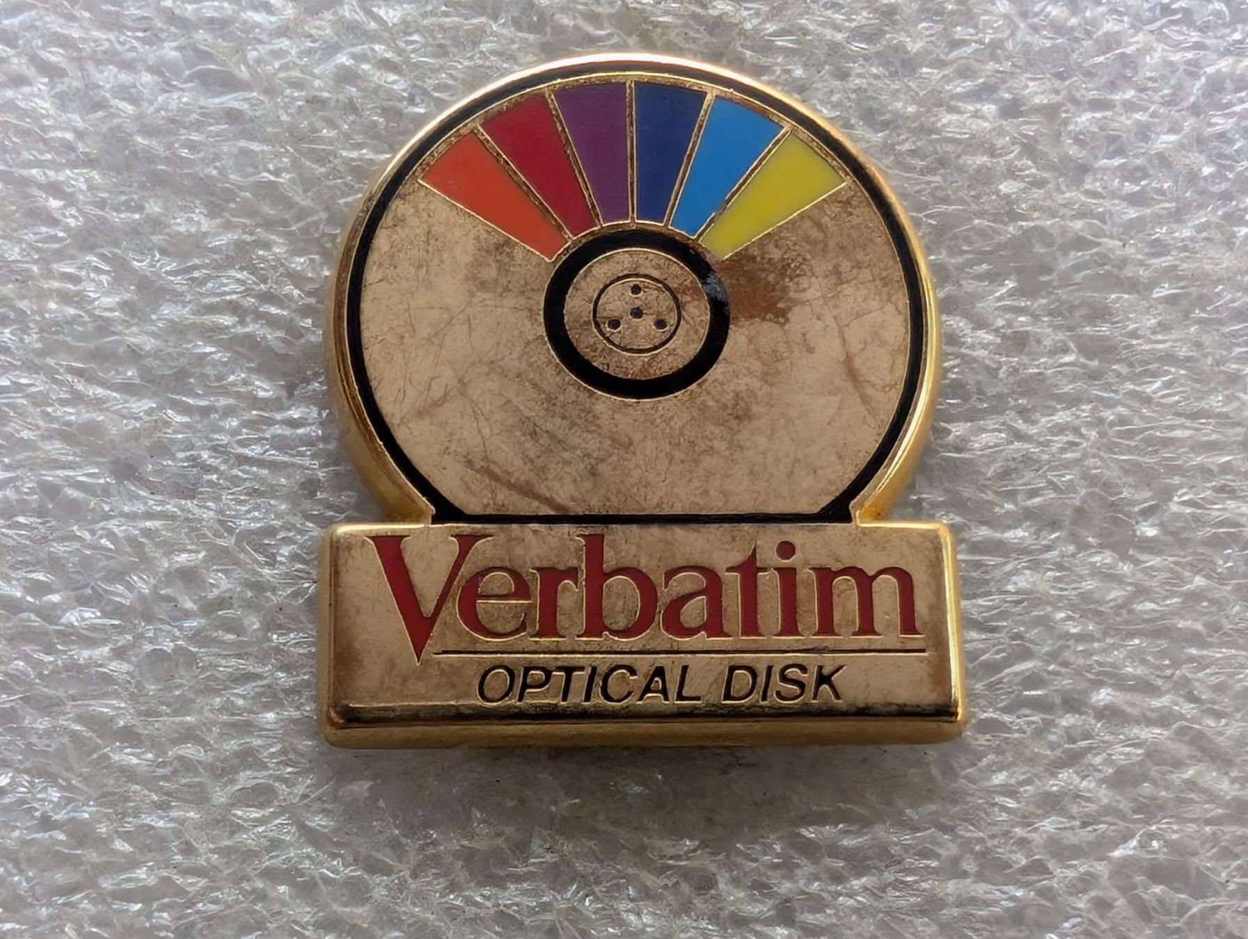 Plaketten & Abzeichen: Ansteckpin 47: Verbatim – Gebraucht aus Oppligen von Pin-Fall-Shop